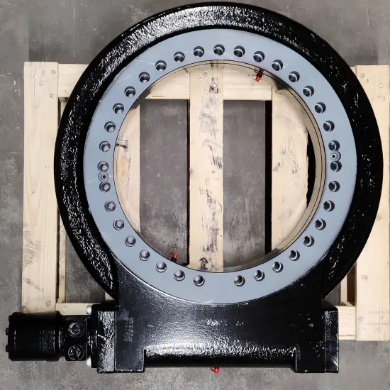 MER21 hydraulic slew drive — top view