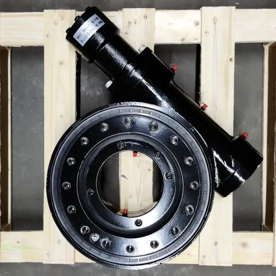 bottom of the MER9 slew drive